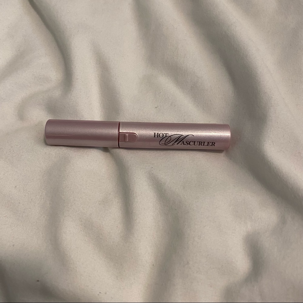 heating eyelash curler